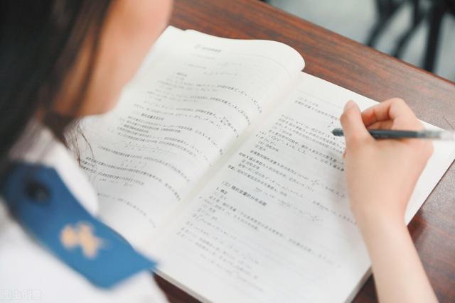 国内目前最好就业的二本大学是,河南财经政法大学