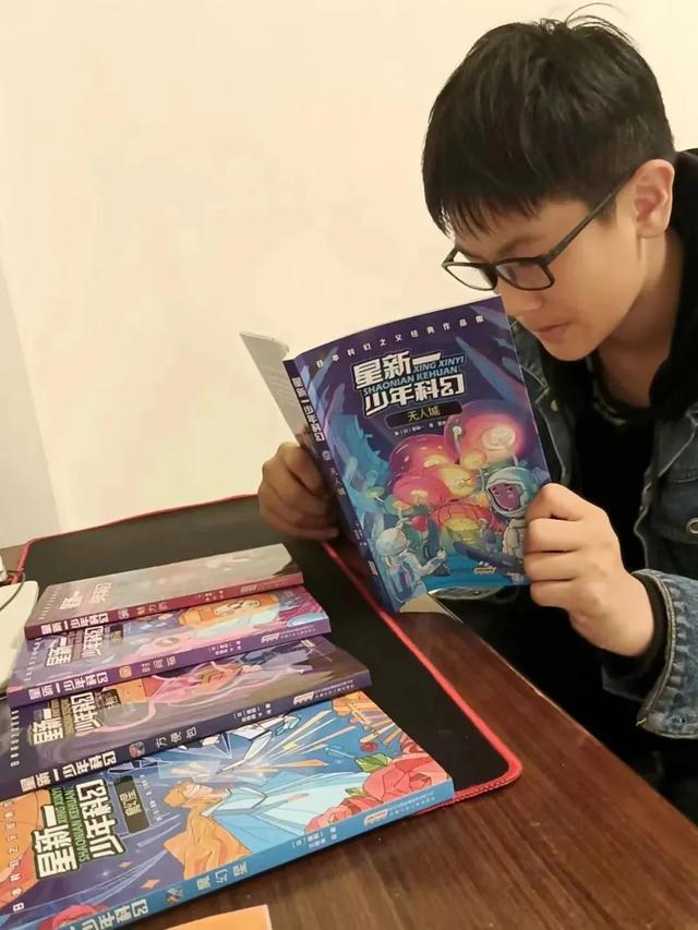 小学生适合看的电影有哪些免费的,适合小学生看的20部经典电影