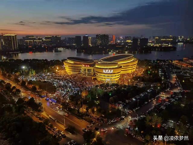 工地工程监理一个月多少钱,工程监理一个月多少钱