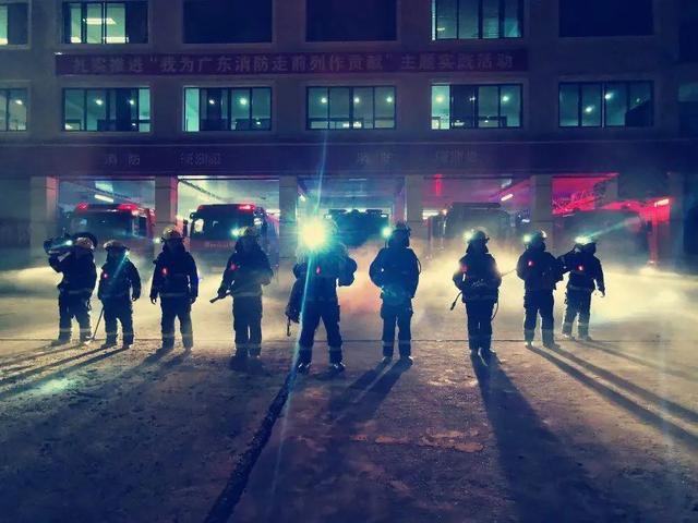 消防待遇怎么样,消防员的待遇如何