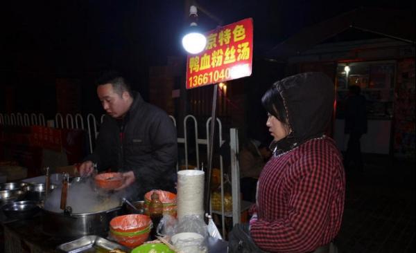 普通纹身师一个月收入是多少,做纹身师一个月的收入大概