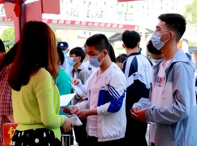 022年文理学院分数线,2022文科一本分数线"