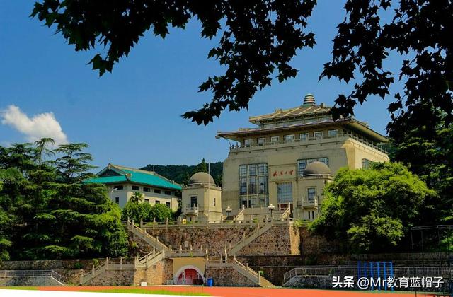 江汉大学属于什么档次的大学,江汉大学是什么样的