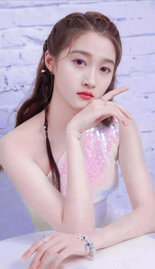 藏头诗表白我爱你,藏头又藏尾的表白诗