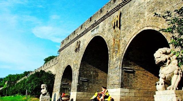 湖北省二本压线的公办大学,湖北压线一本大学