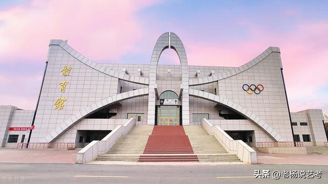 双一流大学厉害还是211厉害啊,双一流和211哪个更好