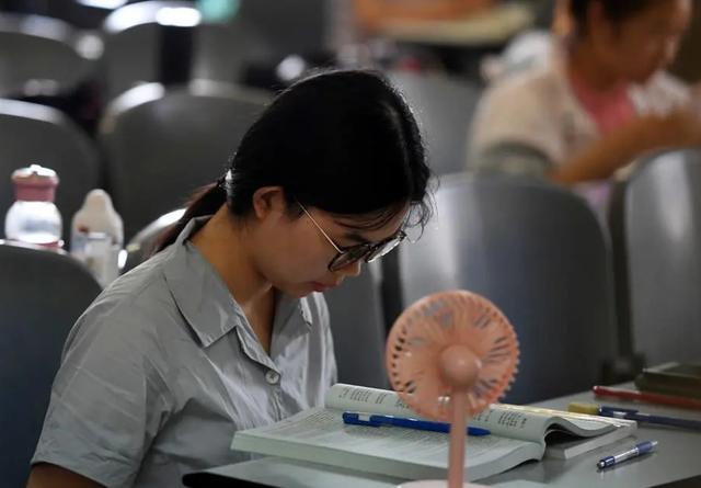 英语过6级属于什么水平的,过了六级相当于什么水平