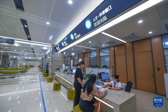 二级建造师可以承担多大工程项目,房建二级建造师可以承担多大工程