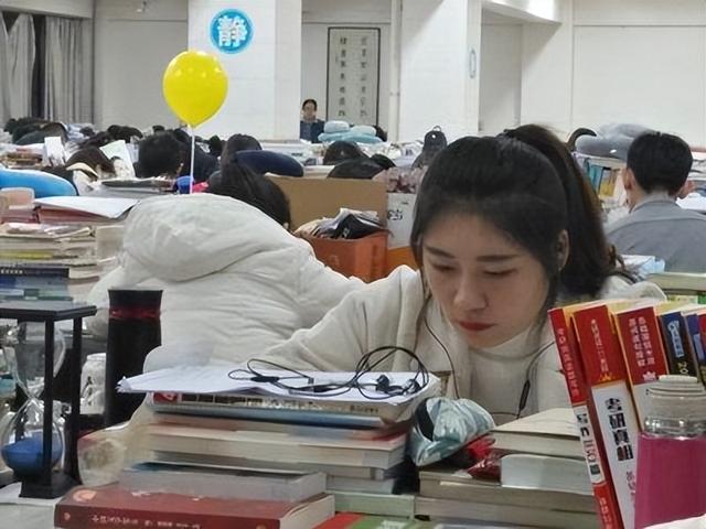 考研英语需要多少分,考研英语一分数分配明细