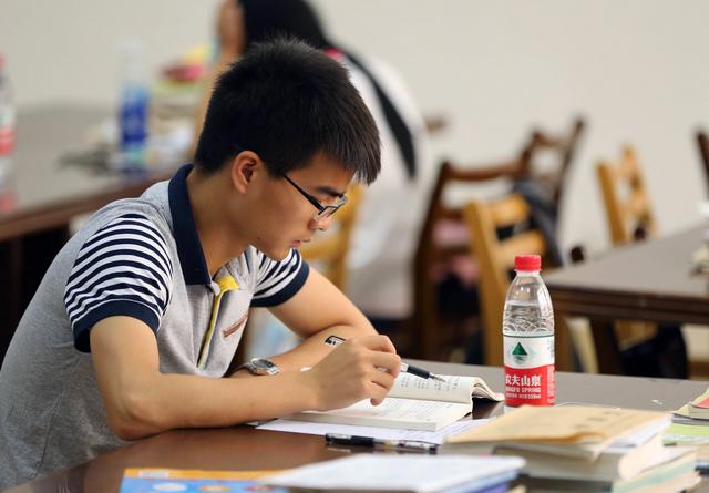 新东方考研机构收费标准,考研机构一般多少钱