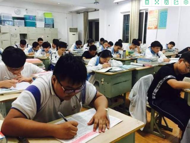 物化生和物化政哪个组合好就业,物化政组合的优缺点