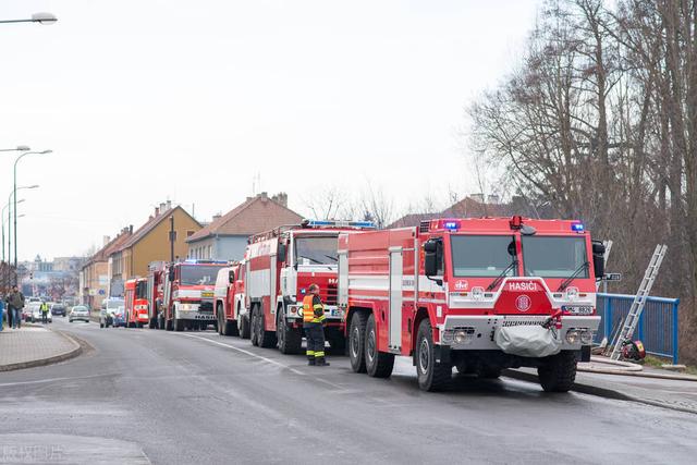消防证怎么考取需要什么条件,初中生可以吗,消防证怎么自考