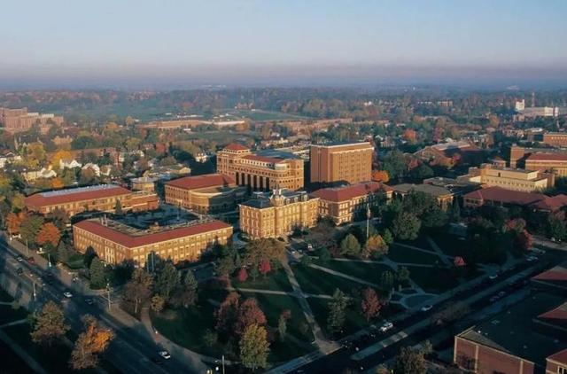 研究生读几年一年学费一般要多少钱,研究生一年的学费大概要多少