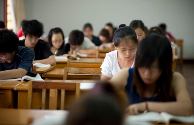 英语六级怎么学才能过,毕业了考什么代替四级