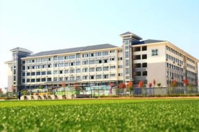 云南二建考试时间安排表2022年,2021年云南二建报考时间