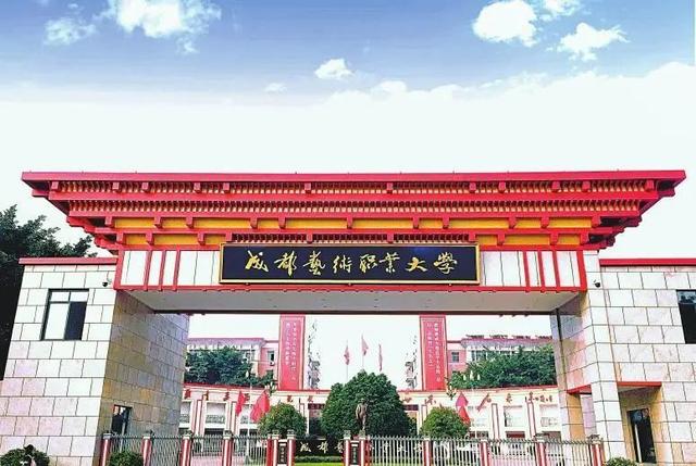 云南二建考试时间安排表2022年,2021年云南二建报考时间