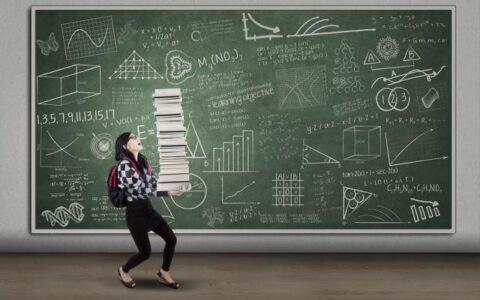 考研是在大三还是大四,跨考考研