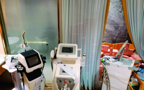 考一个美容证多少钱啊,考高级美容师证多少钱