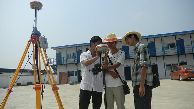 施工员干多久能到一万一个月工资,施工员一般都是干多久