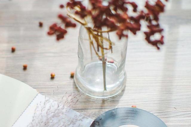 男生喜欢一个人的细节表现在哪里,男生喜欢你的表现细节