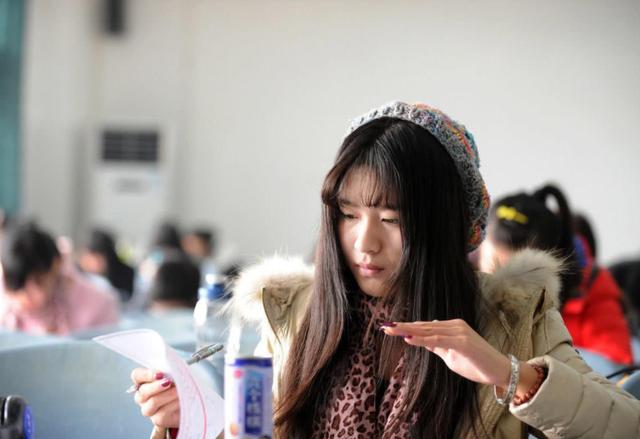 英语六级怎么学才能过,毕业了考什么代替四级