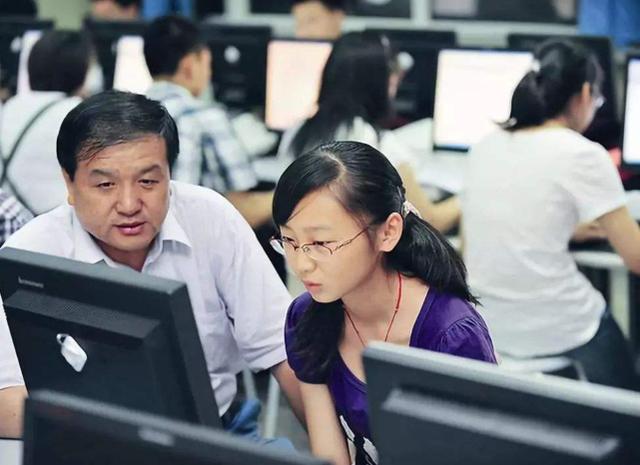 考研应届生,没工作二战算应届生还是往届生