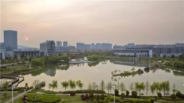 高考351分能上什么学校呢,高考350分可以上什么学校