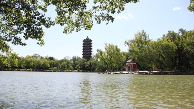 大专毕业可以当老师吗,师范大学毕业后怎么当老师