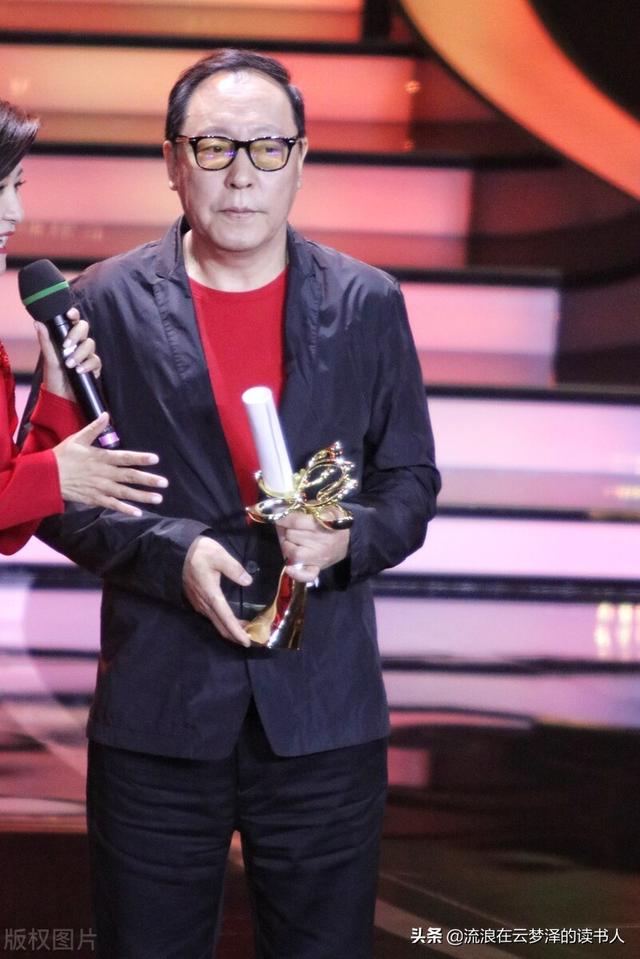 一个普通人怎么当演员,普通人怎么进剧组工作