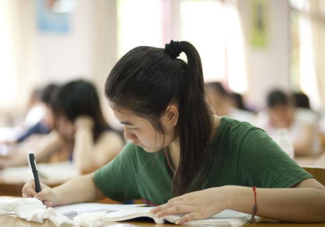 英语六级怎么学才能过,毕业了考什么代替四级