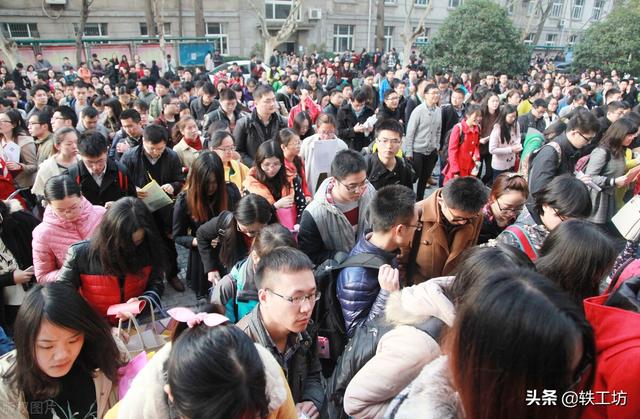 一级科员是什么意思,一级科员相当于什么