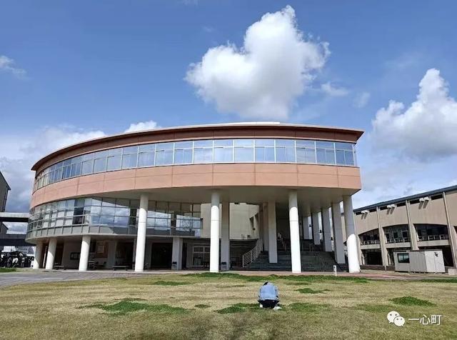 大学毕业月份填6月还是7月,毕业日期写6月还是7月