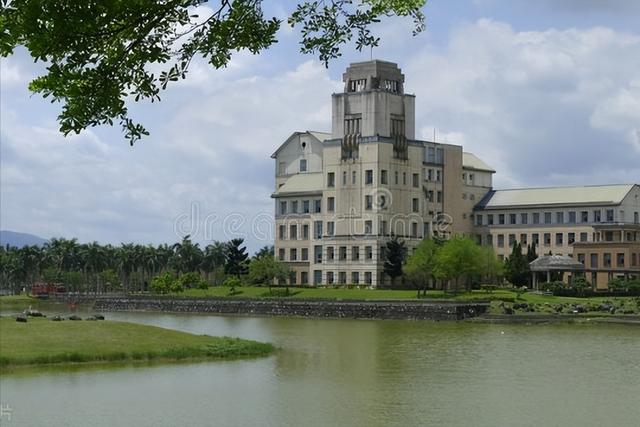 云南二建考试时间安排表2022年,2021年云南二建报考时间