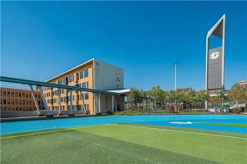 贵阳卫校2023年最新招生简章（招生专业+招生条件+收费标准）插图